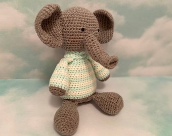 BABY ELEPHANT, Amigurumi, Regalo de bebé, Juguete de ganchillo, Decoración de guardería, Regalo de cumpleaños, Bebé