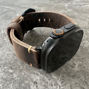 Gepersonaliseerde custom gegraveerde premium kwaliteit dik leer rustiek bruine horlogeband band voor nieuwe zwarte Apple Watch ultra titanium 49 mm