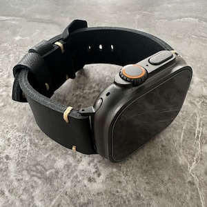 Uhrenarmband aus schwarzem Leder für Apple Watch Ultra 49 mm mit Gravur