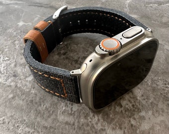 "Graviertes Canvas Lederarmband für Apple Watch Ultra: ""Orange Stitch""."
