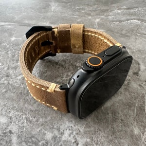 &quot;Graviertes rustikales Lederband für Apple Watch Ultra Lederarmband &quot;&quot;Cracked Brown&quot;&quot; 49 mm.&quot;