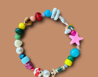 Y2K Beaded Charm Bracelet - Tiki