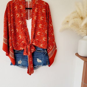 Crop Short cardigan, floral cardigan women, red cotton cardigan ,boho cardigan, floral jacket, green short beach cardigan Bild 1