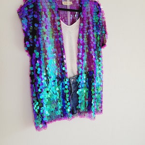 Customized mermaid sequin vest silver holographic iridescent sleeveless top unisex red big sequin vest parade vest pride festival
