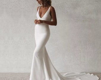 plain tight wedding dress