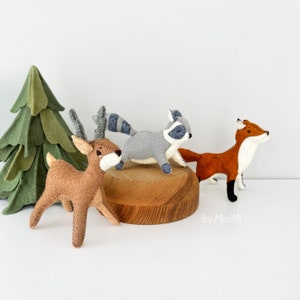 Felt plush woodland animals ornament. Deer, fox and racoon