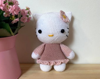 CROCHET PATTERN:Lovely cat pdf,Pdf pattern,Amigurumi pattern,Crochet kitty pdf,Written in English,Easy to follow,Easy cat pdf,Lovely cat