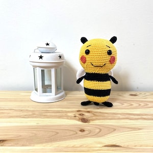 CROCHET PATTERN:Bumblebee pdf,Bee pattern,Crochet pattern, Easy crochet pattern,Written in English,Easy to follow,Christmas gift,Digital pdf