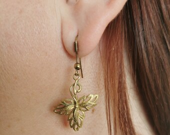Brass earrings .Stylized plant leaves. Brass,copper handmade jewelry. Dangle and drop earrings. Gift for woman,girl. Bohemia,boho & hippie