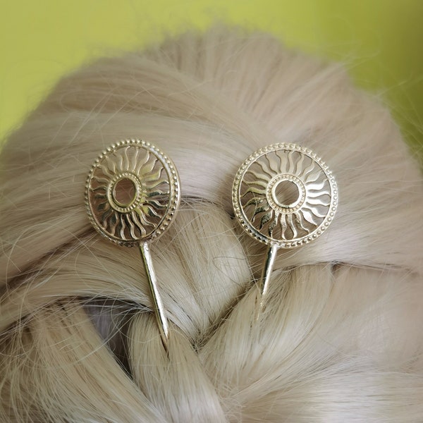 Two hair pins. Brass etnic sun pins. Handmade  fork. Bohemian and hippy style. Brass jewelry. Long hair accessories. Gift for woman, girl