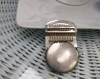 Darn Easy Vintage Darner Mender Small Loom for Darning Machine with Small Frame.