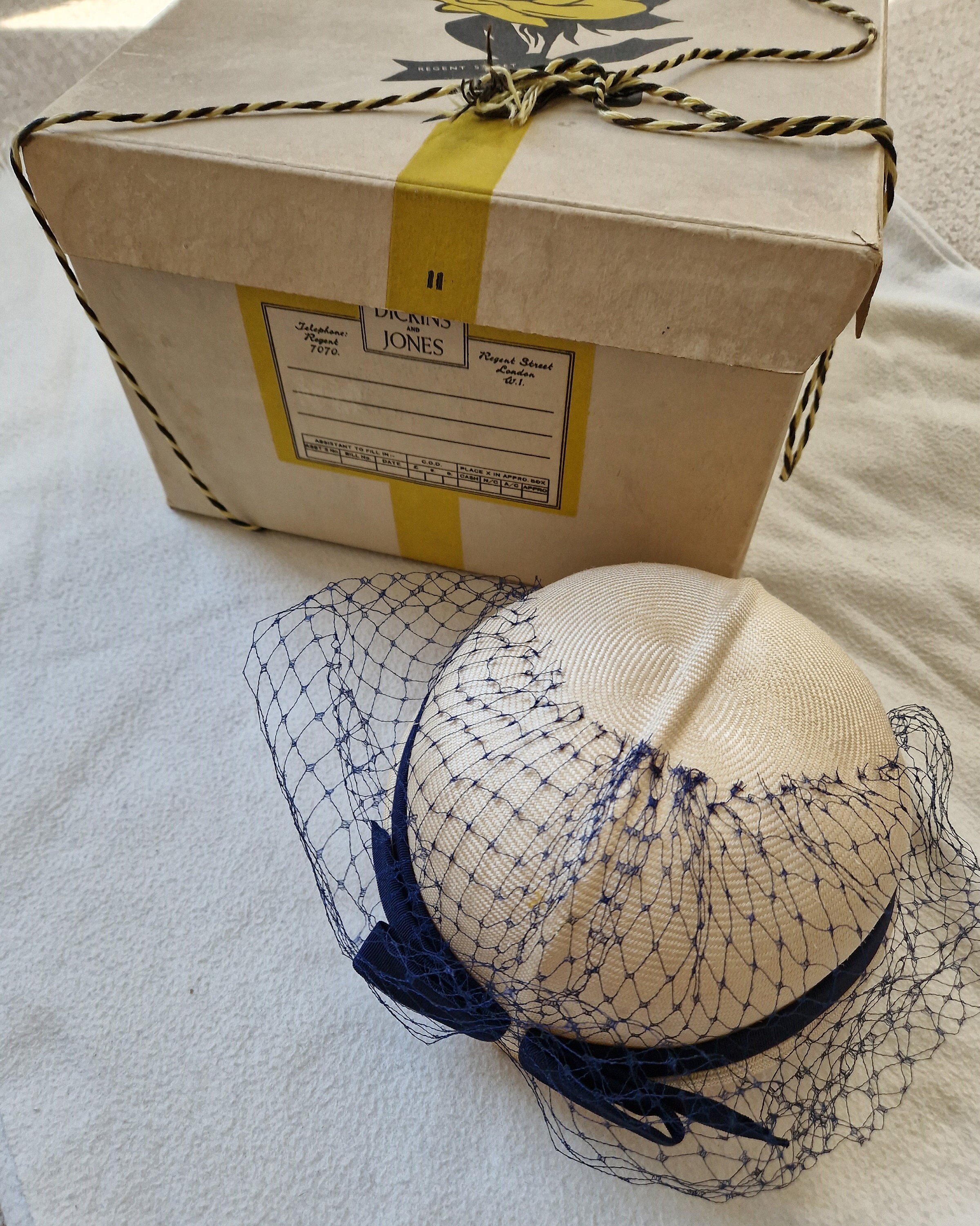 Dior Hat Box - Etsy display picture 1