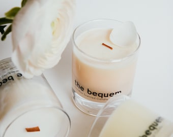 TEAKWOOD & FREESIA  Scented Soy Wax Candle | Wooden Wick