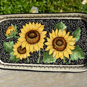 Toscaanse keramische broodbak handgemaakt, met de hand beschilderd met zonnebloemen of klaprozen ontwerpen