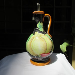 Tuscan vinegar dispenser handmade, hand-painted with ‘aceto’ lemons design