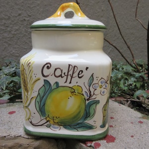 Frasco de café 'caffè' de cerâmica toscana feito à mão, pintado à mão com desenhos de limões, pèomegranades e uvas