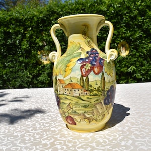 Tuscan vase handmade, hand-painted with tuscany countryside in a very traditional design