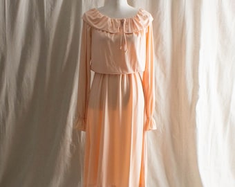 Vintage 1970s Peach Ruffled Midi Dress