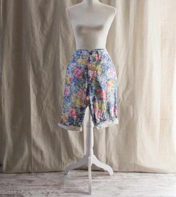 Vintage 1990s Floral Bermuda Shorts
