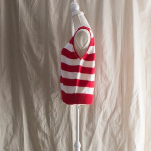 Vintage 1980s Red Striped Sleeveless Sweater image 2