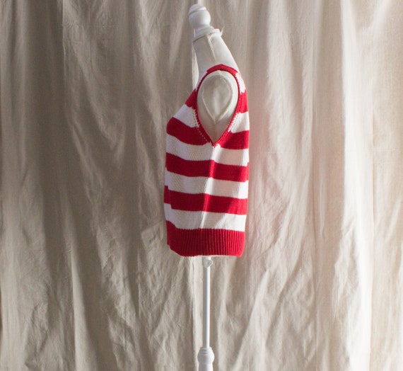 Vintage 1980s Red Striped Sleeveless Sweater - image 2