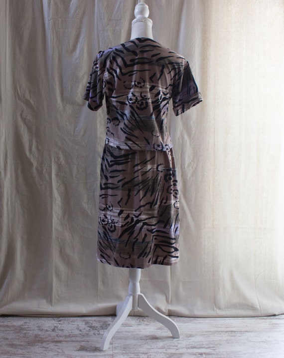 Vintage 1980s Animal Print Knit Shirt and Midi Sk… - image 3