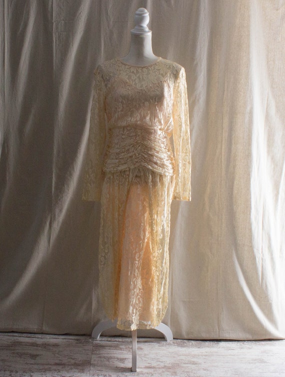 Vintage 1980s Peach Lace Midi Dress - image 1