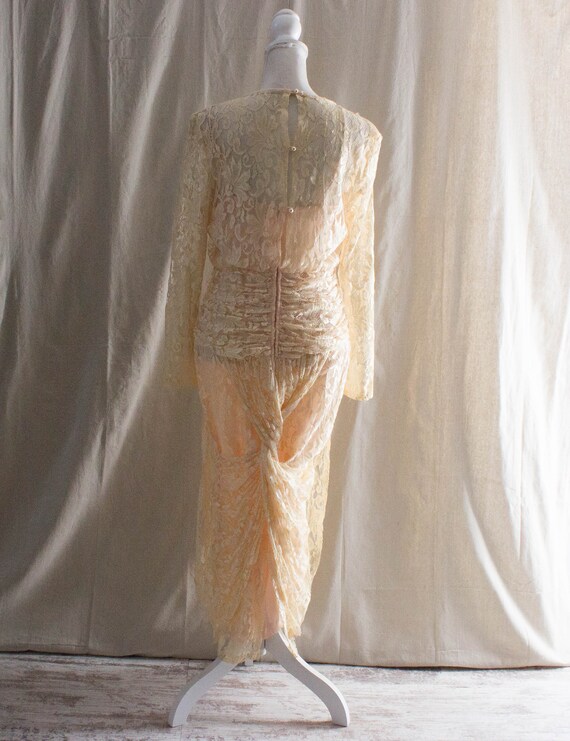 Vintage 1980s Peach Lace Midi Dress - image 3