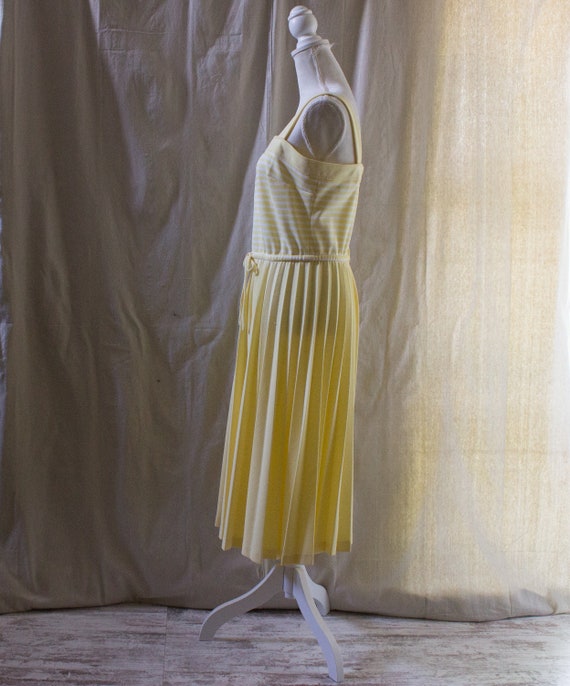 Vintage 1970s Yellow and White Midi Sundress with… - image 4