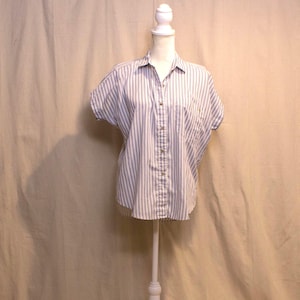 Vintage 1980s Blue and White Striped Short Sleeve Blouse