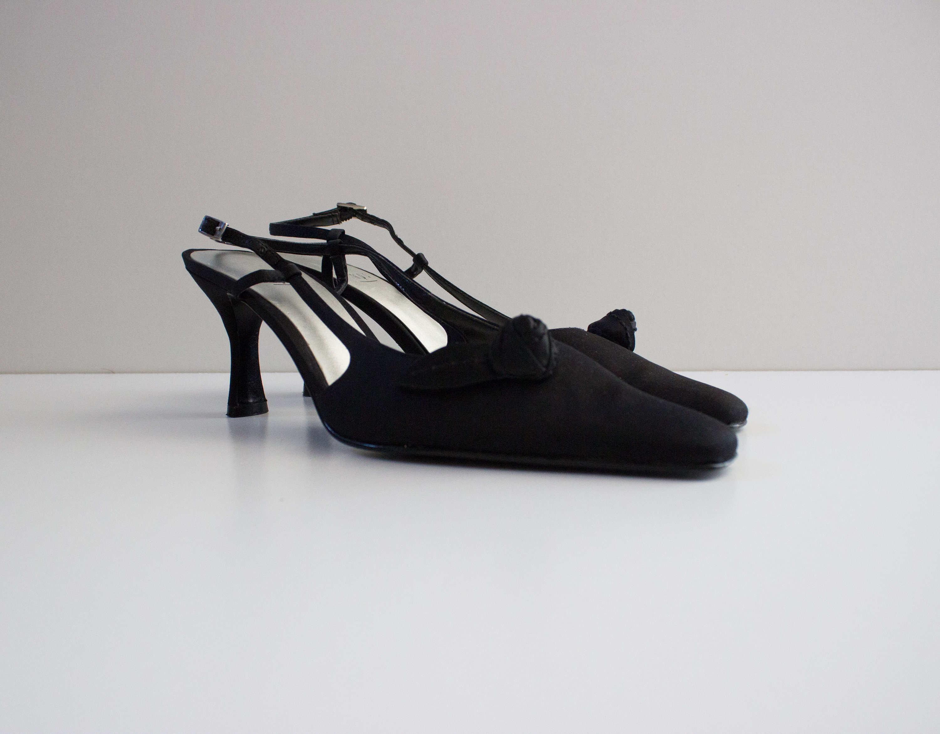 Replica Louis Vuitton Archlight Slingback Pumps In Black Satin for Sale