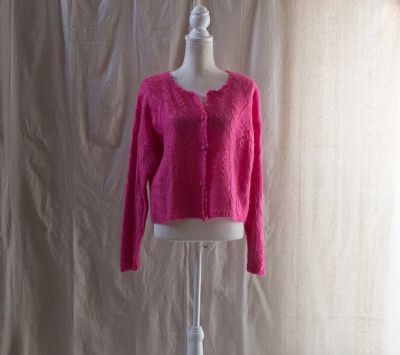 WhatnotvintageshopUS Vintage Hand Knit Pink Fuzzy Cable Knit Cardigan Sweater