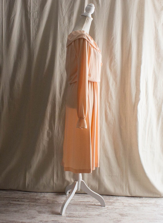 Vintage 1970s Peach Ruffled Midi Dress - image 4