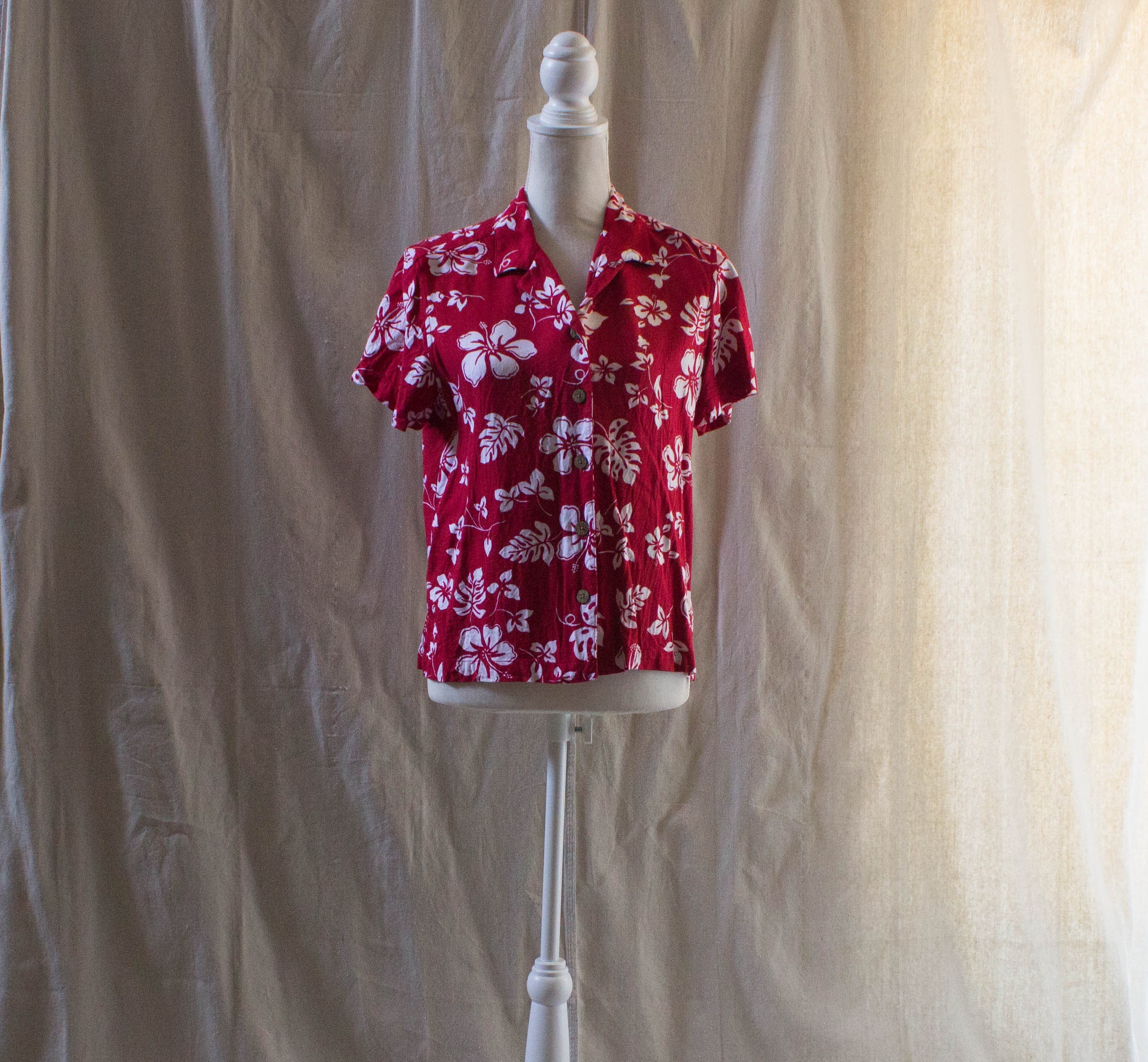 Vintage 1990s Red and White Hawaiian Floral Print Shirt