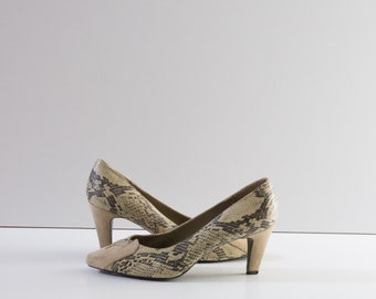 Vintage Two-tone Snake Print Pumps