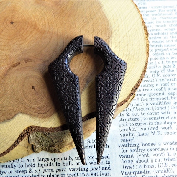 HANDMADE WOOD ORGANIC Earring Celtic Knot Fake Tunnel Gauge // Large Faux Stretcher Expander Drop Black Wooden Vegan / Men Women Sustainable