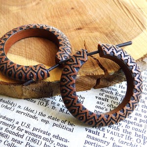 HANDMADE WOODEN EARRINGS Celtic Hoops 3.5 cm  // Tribal Carved Triangle Engraved Wood Earring Hoop Womens Stick Brown // Eco Vegan Gift Bag