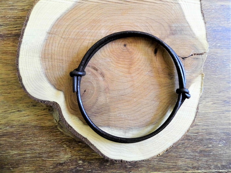 DARK BROWN Real Leather Cord Surf Wrap Wristband Bracelet Anklet Genuine Surfer Ocean Surf Cuff FULLY Adjustable Men or Women Unisex