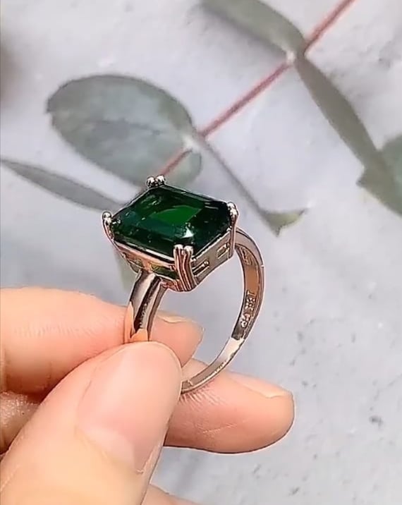Lab Created Emerald Sterling Silver 925 Ring for Women Engagement