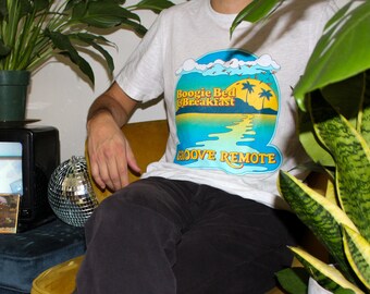 Boogie Bed & Breakfast Tourist TeeShort-Sleeve Unisex T-Shirt