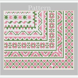 Puede incluir: Patrón de punto de cruz con un diseño floral en rosa y verde sobre fondo blanco. La palabra "Pattern" está en la parte superior. El diseño incluye formas geométricas y bordes, creando un patrón textil decorativo.