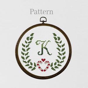 Christmas wreath cross stitch ornament pattern with ABC chart, Initial ornament with alphabet chart for personalization