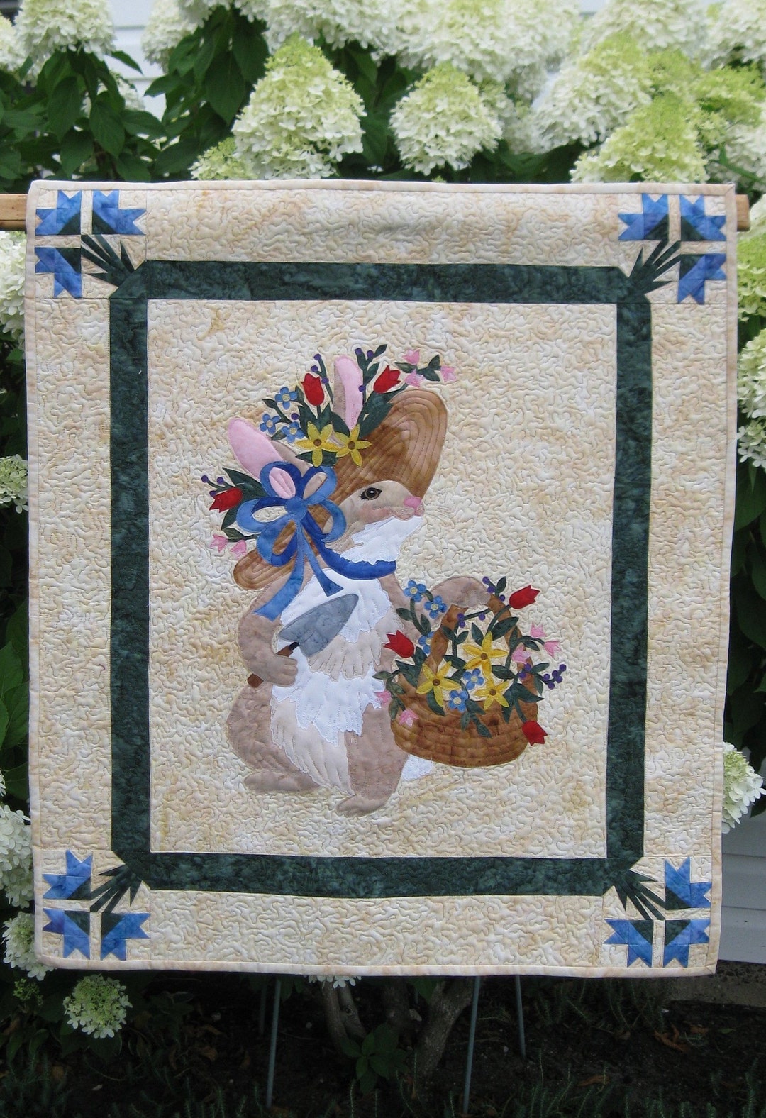 Lily Wall Art Quilt Pattern - Etsy
