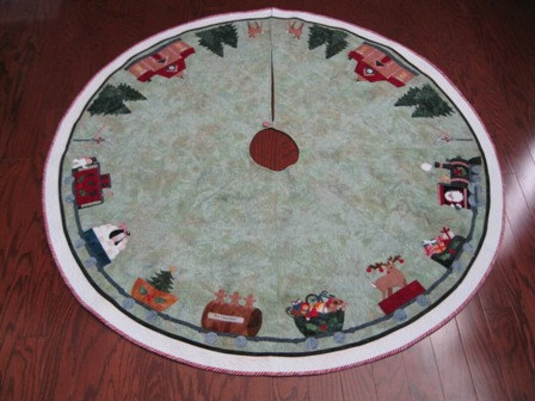Train Tree Skirt 