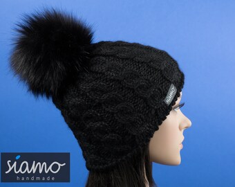 Merino-Beanie LAHTI mit vegetarischem Fellbommel rot Unisex M/ütze siamo-handmade