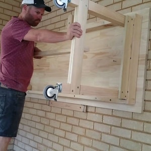 Folding Work Bench Wall Mountable.Build plans Metric AUS image 4