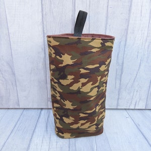 Organizador para la basura del coche. Forro impermeable opcional. También disponemos de otros tejidos; ¡consúltenos! Woodland Camo