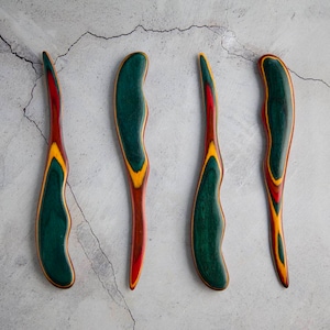 Tagliacarte in legno / Tagliacarte in legno / Legno arcobaleno / Forniture per ufficio / Forniture scolastiche / Cancelleria / Regali per il ritorno a scuola / Artigianato biologico