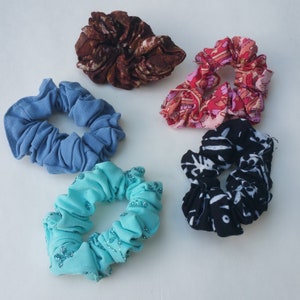 Floral Hair Ties, Boho Scrunchy, Cute Scrunchies, Scrunchies Set, Hair Scrunchies For Woman
