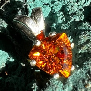 AAA+ Mandarine Garnet Pendant - Trillion Cut - Spessartite set in a Sterling Silver Pendant - Collector Piece